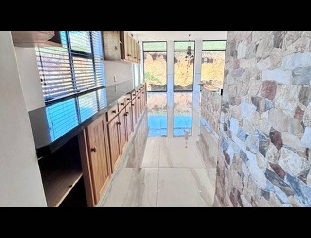 3 BEDROOM HOUSE FOR SALE IN ROYALSTON RESIDENTIAL ESTATE & WILDLIFE RESERVE
